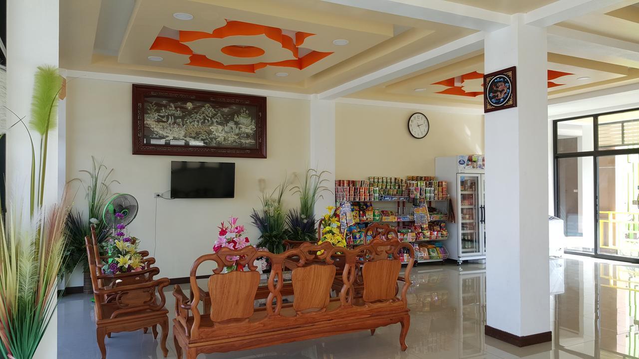 Charoensuk Grand Hotel Kabin Buri Екстериор снимка
